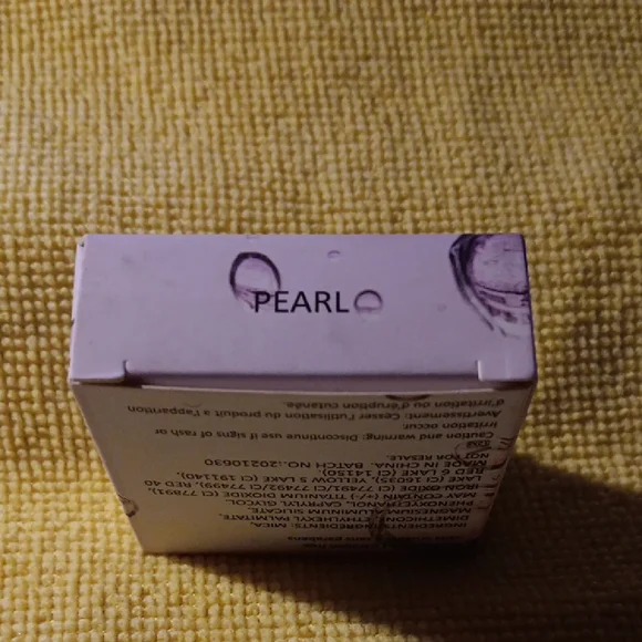 Estate Shimmer Highlighter Dew Me - Picture 2 of 5